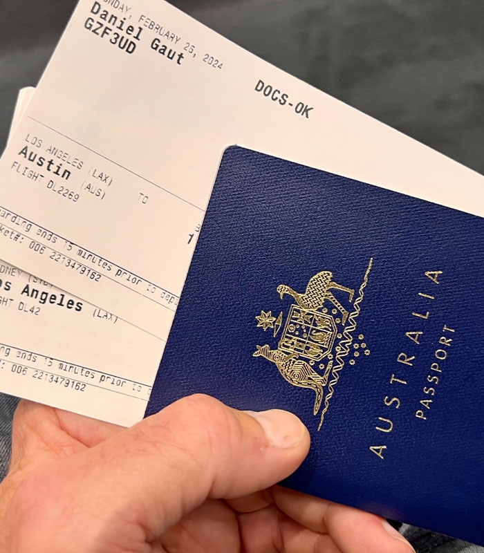 Dad Learns Ex Wants To Put Baby Daughter Up For Adoption, Takes 15-Hour Flight To Stop It Dad Learns Ex Wants To Put Baby Daughter Up For Adoption, Takes 15-Hour Flight To Stop It