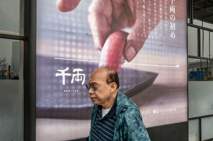 Lucky Coincidences: 20 Perfectly Timed Pictures Taken By Edas Wong (New Pics)