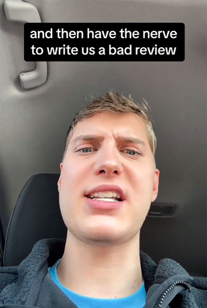 Waiter Takes Revenge On &ldquo;Karen&rdquo; Who Didn&rsquo;t Tip, And The Internet Isn&rsquo;t Having It