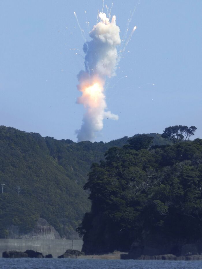 59-Foot-Tall Rocket Explodes In The Sky Just Seconds After Takeoff
