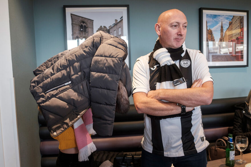 A British Photographer Takes Honest Wedding Photos, And You Might Regret You Didn’t Invite Him To Your Celebration (23 New Pics)