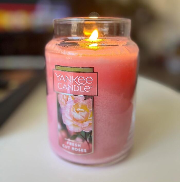 Elevate Your Space With The Classic Single Wick Candle: Enjoy Warm, Inviting Fragrance In A Cozy Atmosphere