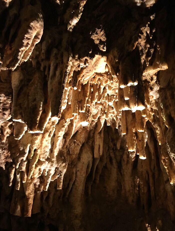 People Who Break Stalactites To Use It As A Souvenir