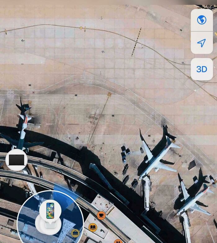 I Realized I Forgot My Laptop Immediately After Getting Off The Plane. The Gate Agent Did A Quick Check And Said That She's "100% Sure" It's Not There, And Won't Look At My Phone