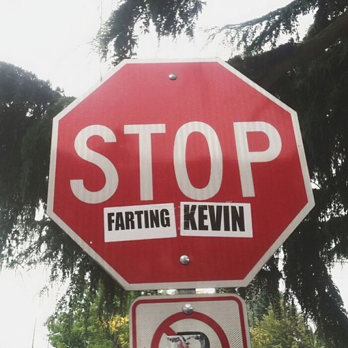 40 Chaotically Funny Signs Found In The Wild That Simply Had To Be Shared