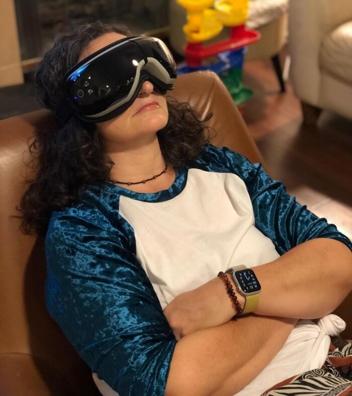 Relax And Rejuvenate With Voice-Controlled Eye Massager: Experience Ultimate Comfort And Stress Relief With Innovative Technology