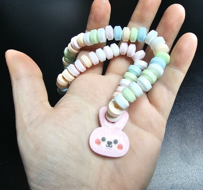 Bunny’s Candy Bling: Perfect Edible Necklaces For Easter Treats & Gifts!