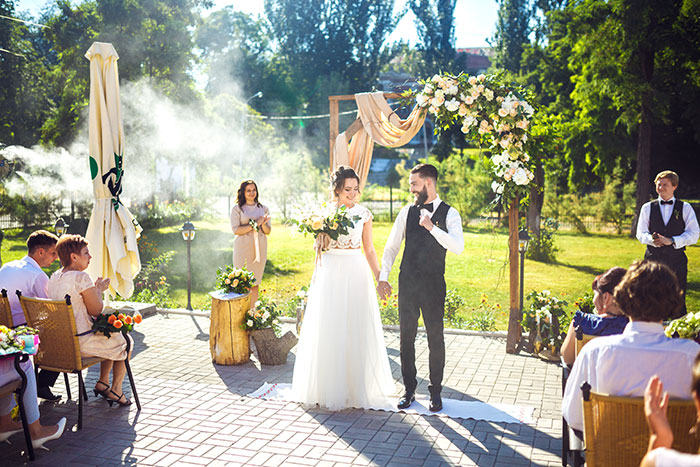 Woman Offers To Host Cousin’s Wedding, Changes Her Mind After Bridezilla Shows Her True Colors Woman Offers To Host Cousin’s Wedding, Changes Her Mind After Bridezilla Shows Her True Colors