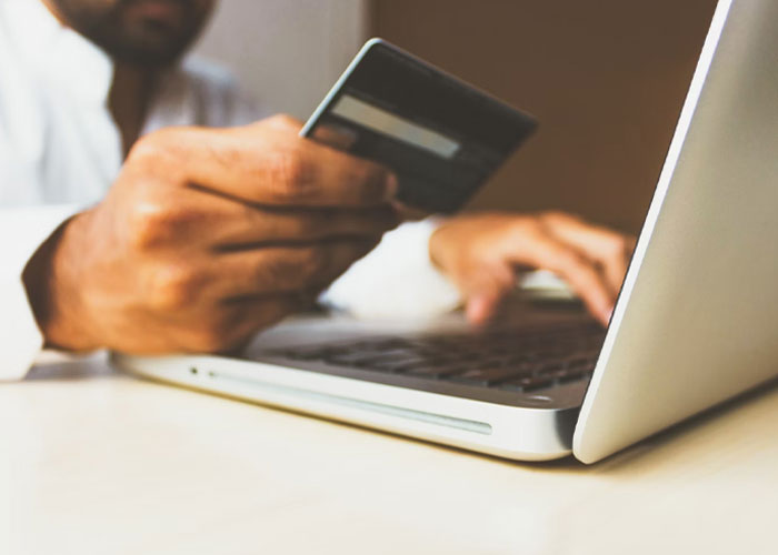 30 People Share Examples Of People Blindly Wasting Money When They Think They're Saving