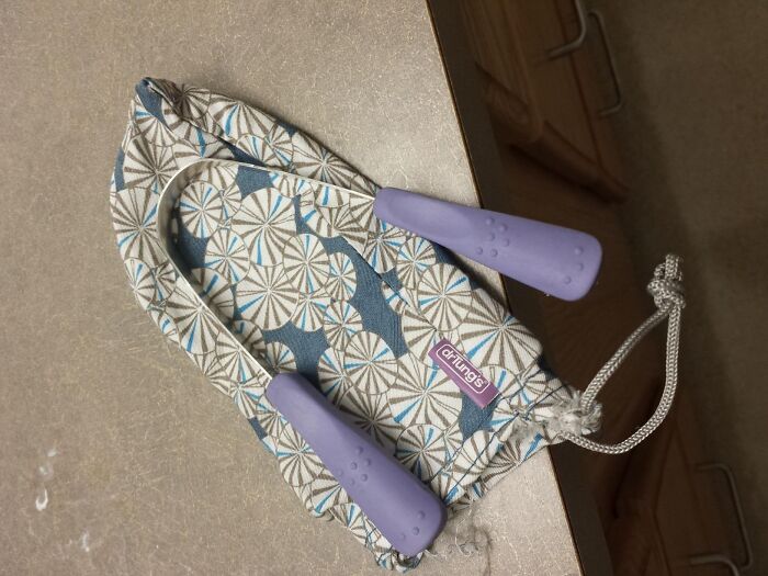 Say Hello To Cleanliness: Drtung's Tongue Scraper, The Stainless Savior