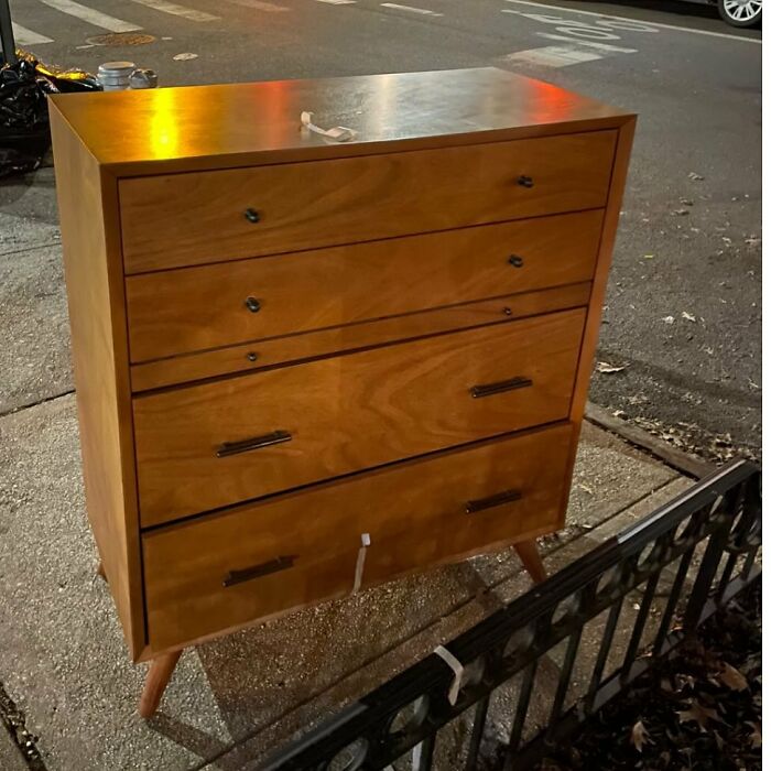 Great Get And Great Condition! 3rd St And 6th Ave