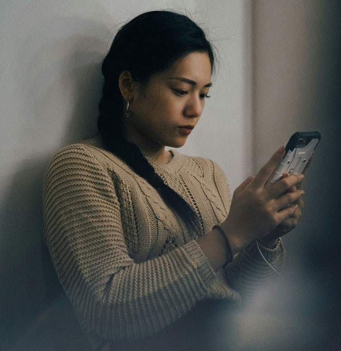 Woman Texts Husband’s Best Friend Pretending To Be Him, She Falls Right Into Her Trap - 10