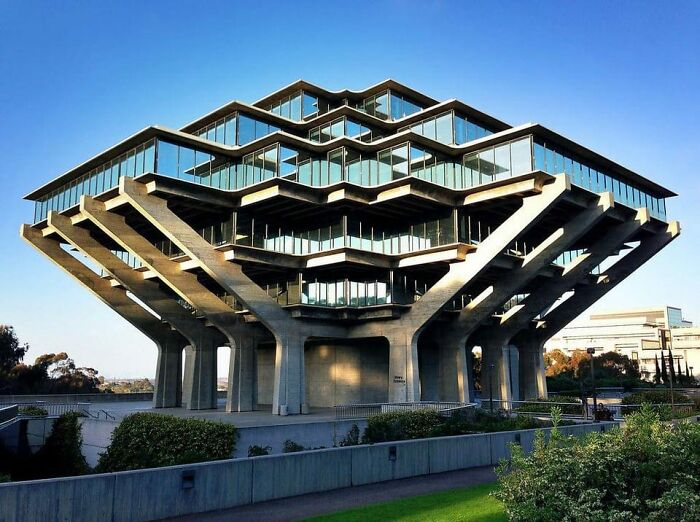 Geisel Library - 1970
