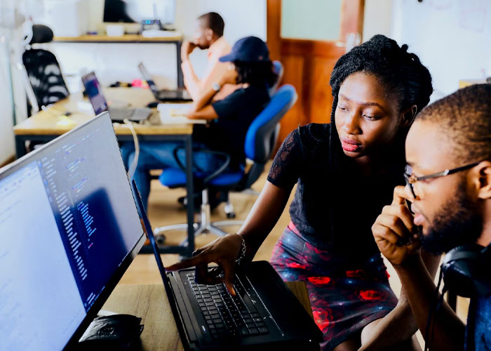 30 People Share Examples Of People Blindly Wasting Money When They Think They're Saving