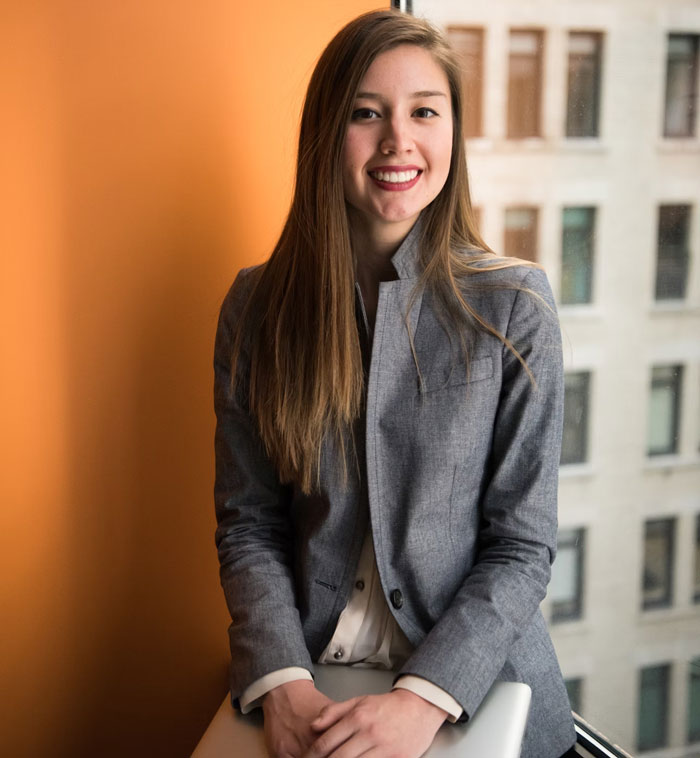 Woman Maliciously Complies With Boss&rsquo; Orders To Go Home And Change, Ruins An Important Meeting