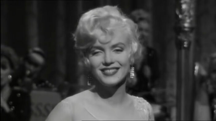 33 Of The Deepest Rabbit Holes People Ever Found Themselves Delving Into, As Shared Online 