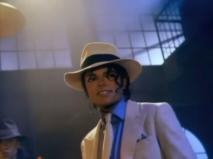 33 Of The Deepest Rabbit Holes People Ever Found Themselves Delving Into, As Shared Online 