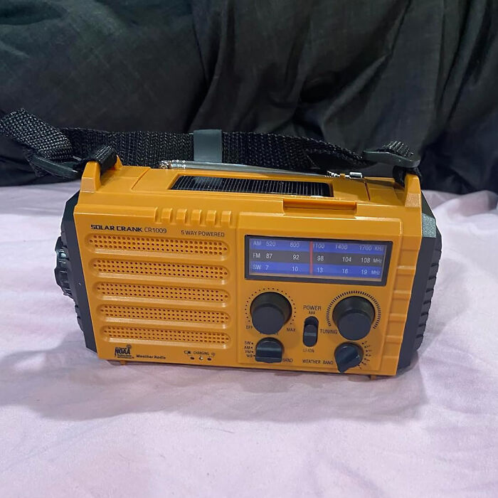 Stay Safe And Prepared Anywhere: Must-Have Emergency Radio With Solar Hand Crank, Alert, And More