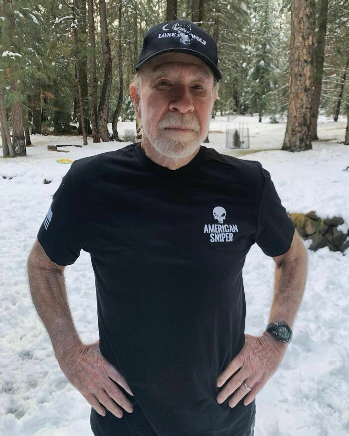 30 Celebrity Encounters So Awkward, You Can Feel The Secondhand Embarrassment A Mile Away