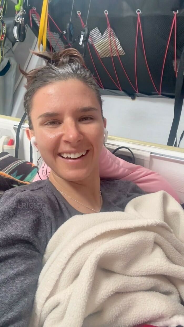 A Remarkable Woman&rsquo;s Quest Over The Ocean: The First American Woman To Sail Around The World Solo