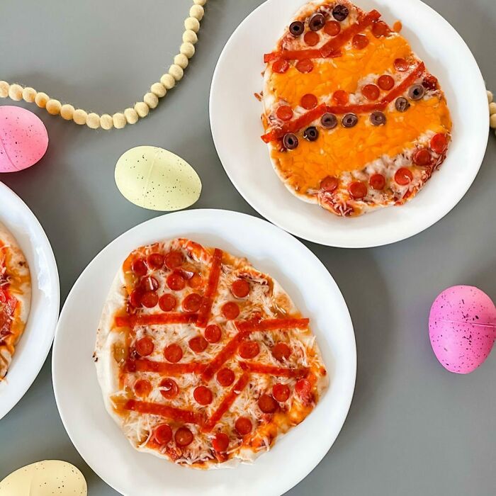 We Had Egg Pizza For Dinner. Kids Love Decorating Them