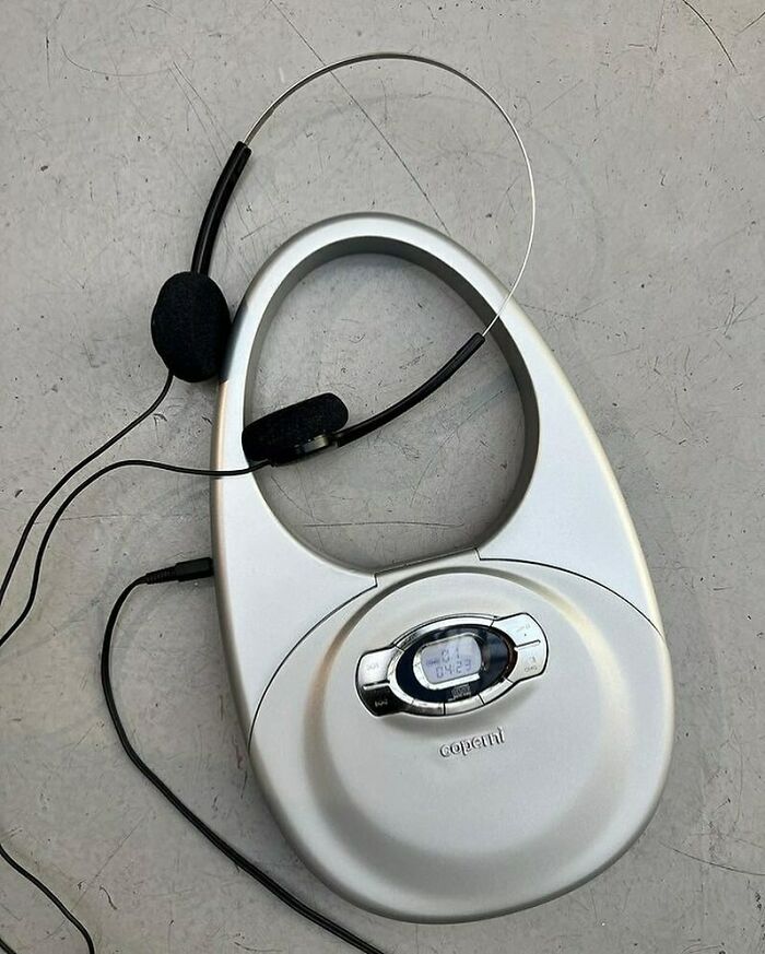 Cd-Player Swipe Bag