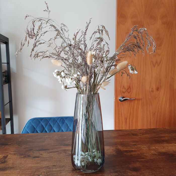 Reflect The Beauty Of Your Space With The Irised Crystal Clear Glass Vase - A Contemporary Statement Piece For Home Or Office Decor