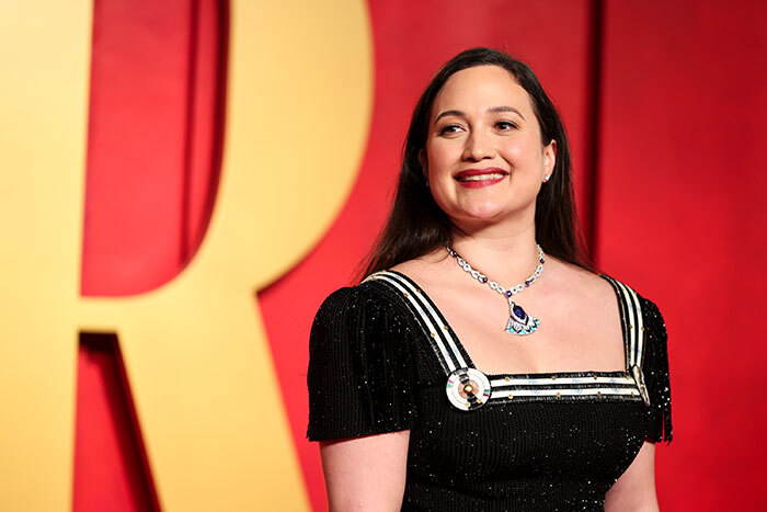 People Praise Lily Gladstone For Classy Reaction To Losing The Best Actress Oscar To Emma Stone Despite Online Backlash