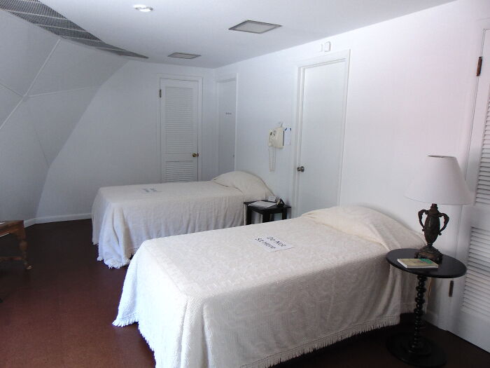 The Buckminster Fuller Dome Home: Inside Reborn - 12