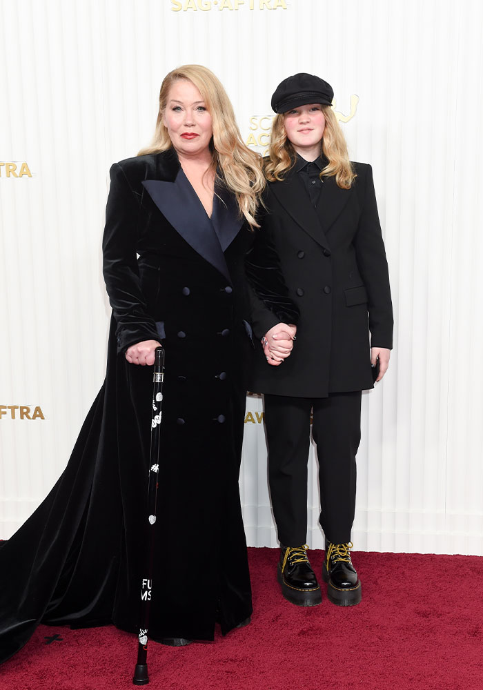 &ldquo;Dead To Me&rdquo; Star Christina Applegate Details Her Painful Experience With Multiple Sclerosis