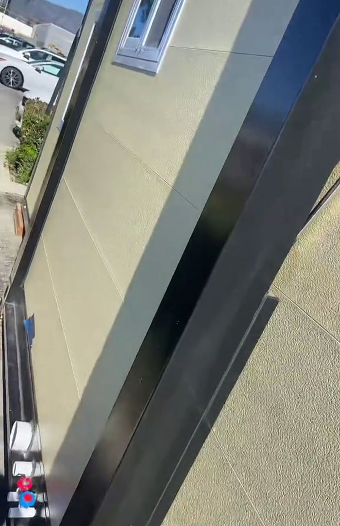 TikToker Unveils What His New $26K Prefab Amazon House Looks Like, Gains Over 20M Views - 12