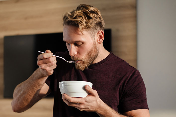 "The Entitlement Is Staggering": Woman Shocked After Roommate Demands She Remake Soup For Her BF