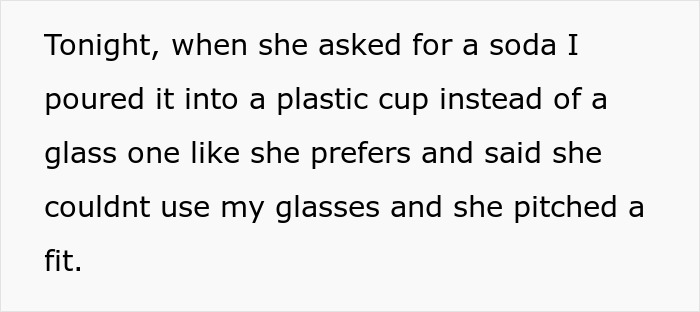 GF Keeps Breaking Glass Cups Every Time She’s At SO’s Home, They Ban Her From Using Them GF Keeps Breaking Glass Cups Every Time She’s At SO’s Home, They Ban Her From Using Them