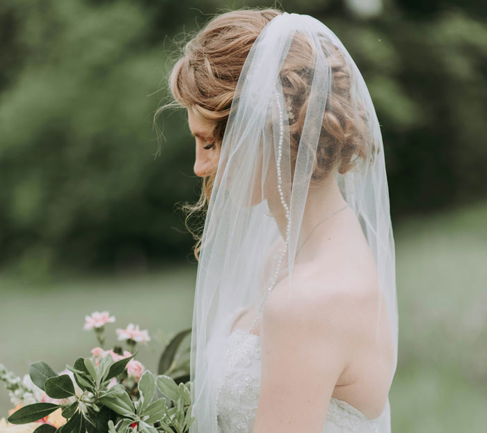 Mother Ruins Daughter’s Wedding By Asking Her To Let Autistic Brother Live With Her And Her Husband Mother Ruins Daughter’s Wedding By Asking Her To Let Autistic Brother Live With Her And Her Husband