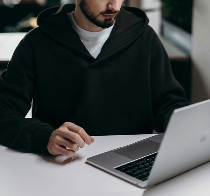 &ldquo;Nearly 3.5k Total Reviews&rdquo;: Car Dealership Tries To Bait And Switch The Wrong Customer