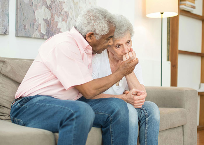 People Describe What It's Like To Have Their Broke Boomer Parents Move In With Them (30 Stories)