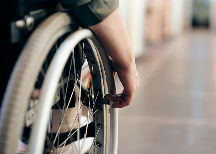 People Describe What It's Like To Have Their Broke Boomer Parents Move In With Them (30 Stories)