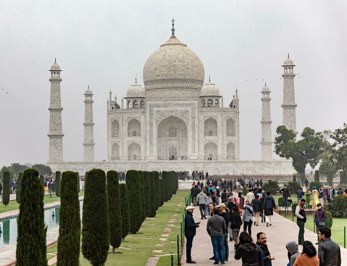 "Plastic City Full Of Plastic People": 30 Tourist Trap Cities To Reconsider Visiting