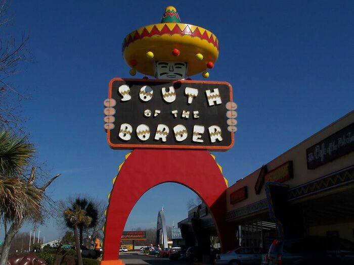 "Plastic City Full Of Plastic People": 30 Tourist Trap Cities To Reconsider Visiting