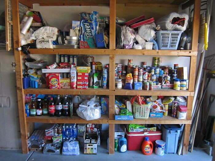 “The Carpet Was Just Like Squish Squish Squish”: 30 Wild Things Workers Saw In Clients’ Homes