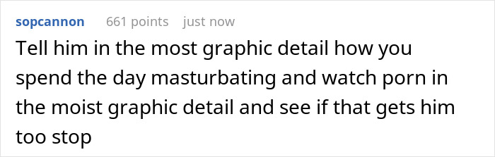 Boss Demands Workers Tell Every Single Thing They’re Doing During A Vacation, Gets Called A Menace Boss Demands Workers Tell Every Single Thing They’re Doing During A Vacation, Gets Called A Menace