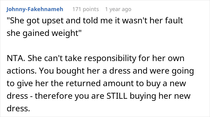 Bride Refuses To Buy Bridesmaid A New Dress Because She Gained Weight, Asks If She's In The Wrong