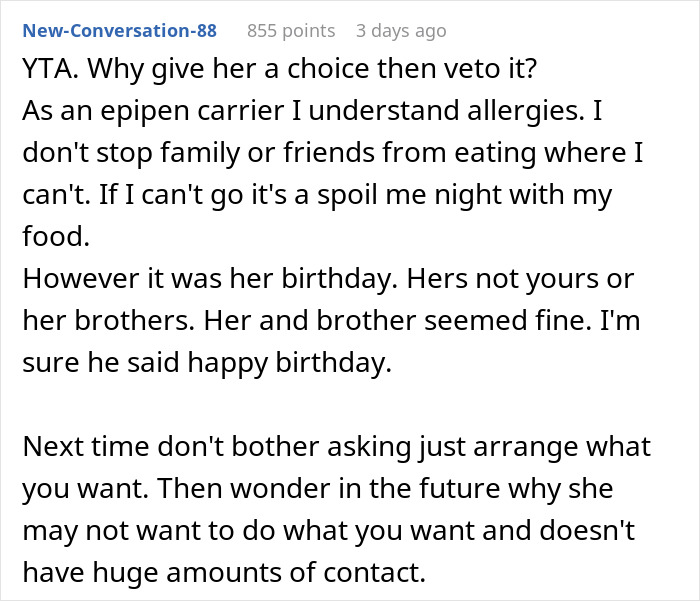 Mom Asks Daughter To Choose Another Restaurant Because Her Brother Can’t Eat There, Gets Slammed Mom Asks Daughter To Choose Another Restaurant Because Her Brother Can’t Eat There, Gets Slammed