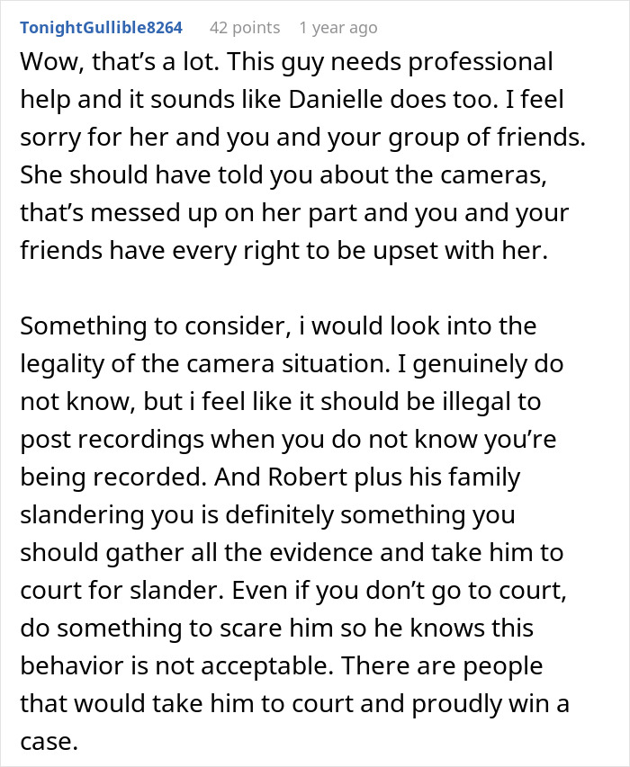 Husband Suspects Wife Of Cheating With A Gay Friend, Sets Up Cameras To Prove It Husband Suspects Wife Of Cheating With A Gay Friend, Sets Up Cameras To Prove It