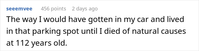 Karen Starts Screaming At Couple Over ‘Illegal’ Handicap Parking, Refuses To See Reason Karen Starts Screaming At Couple Over ‘Illegal’ Handicap Parking, Refuses To See Reason