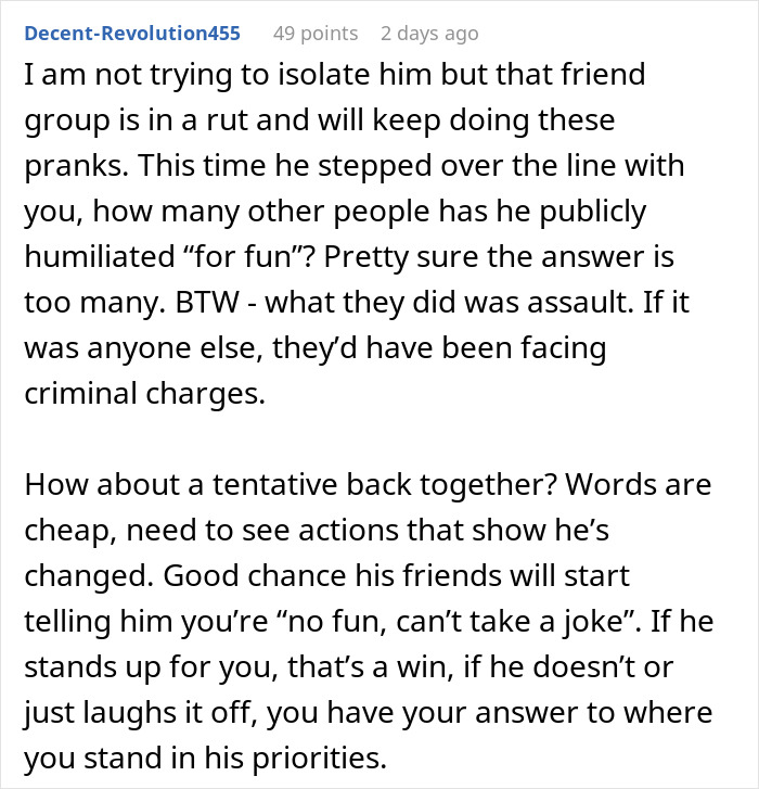 Man Tries Blaming GF For Prank Gone Wrong, Comes Crawling Back Next Day, Leaving Her Confused - 31