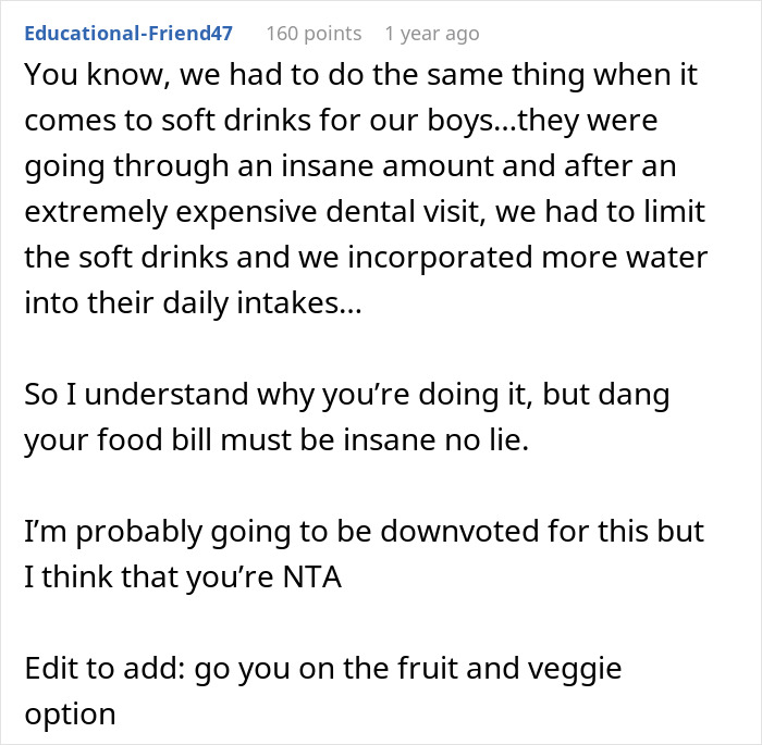 “I Am Starving Him”: Teen Flips Out Over Reduced Food Portions, People Online Take His Side - 24