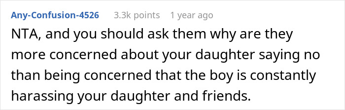 Pupil Keeps Harassing Female Classmates, Teacher Pays No Heed, Mom Shuts It Down With Other Parents - 25