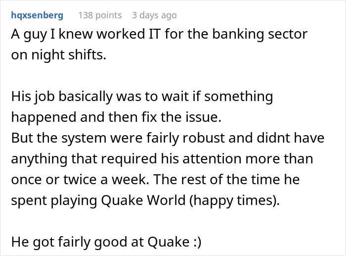 "What Are You Doing?": Boss Shocked Employee Just Reads Book After Being Asked To Stay Late "What Are You Doing?": Boss Shocked Employee Just Reads Book After Being Asked To Stay Late
