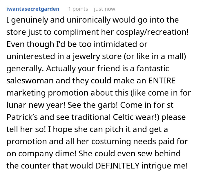 Boss Tries To Police What Employee Should Wear, Regrets It After She Maliciously Complies Boss Tries To Police What Employee Should Wear, Regrets It After She Maliciously Complies